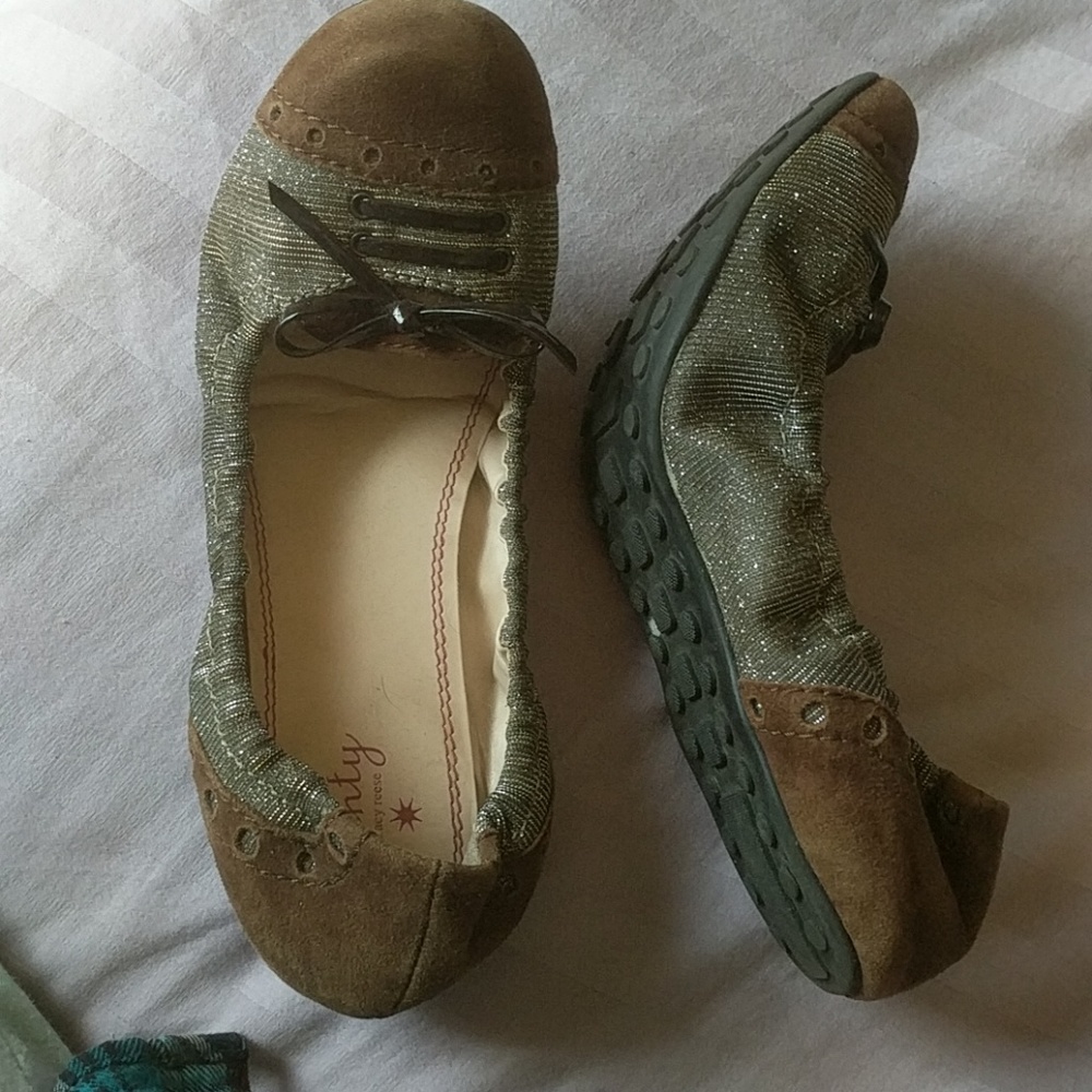 Plenty by Tracy Reese sz 7 glitter & suede flats